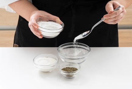 Фото шага рецепта Соленая семга 151711 шаг 1  