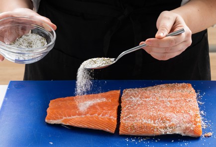 Фото шага рецепта Соленая семга 151711 шаг 4  