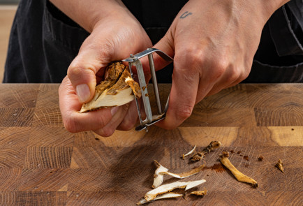 Фото шага рецепта Соленые огурцы в банке 189912 шаг 3