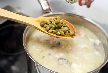 Фото шага рецепта Солянка рыбная сборная 42438 шаг 7  