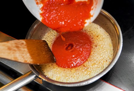 Фото шага рецепта Солянка 36099 шаг 5