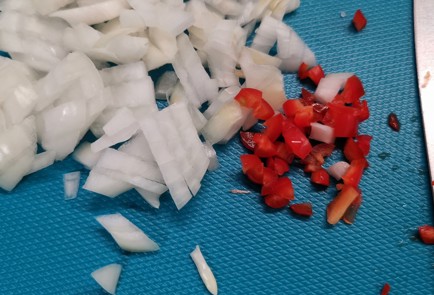 Фото шага рецепта Солянка из капусты и баклажана 152925 шаг 5  