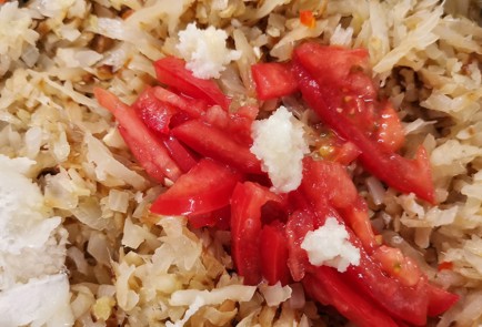 Фото шага рецепта Солянка из капусты и баклажана 152925 шаг 9  