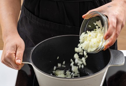 Фото шага рецепта Солянка из капусты 188146 шаг 5  