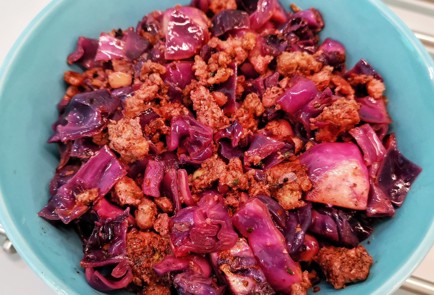 Фото шага рецепта Солянка из краснокочанной капусты с фаршем 152592 шаг 10  