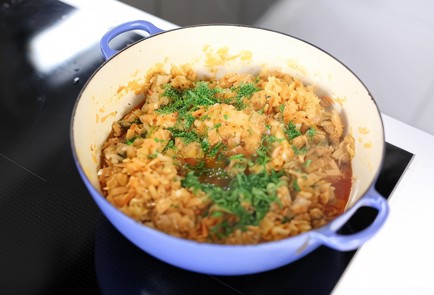 Фото шага рецепта Солянка из квашеной капусты 138583 шаг 6  