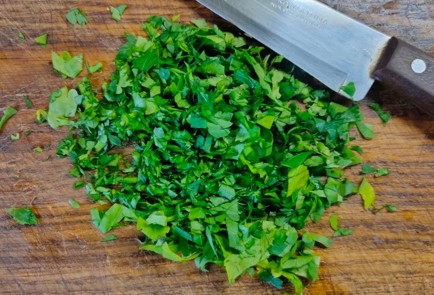 Фото шага рецепта Солянка из свежей капусты 175459 шаг 10  