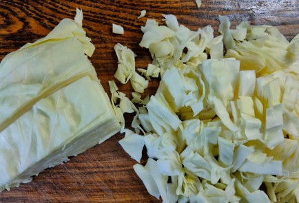 Фото шага рецепта Солянка из свежей капусты 175459 шаг 4  