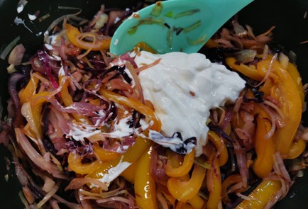 Фото шага рецепта Солянка с болгарским перцем 175617 шаг 14  