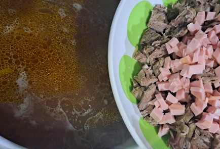 Фото шага рецепта Солянка с говядиной и колбасой 188005 шаг 17  