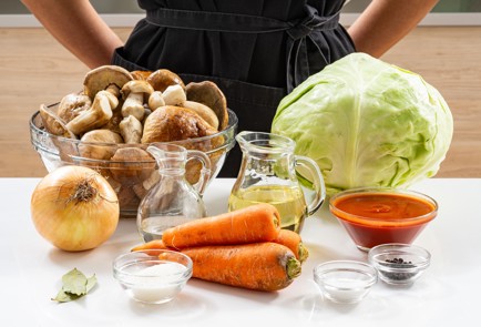 Фото шага рецепта Солянка с грибами на зиму 187078 шаг 1  