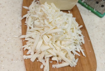 Фото шага рецепта Солянка с куриными бедрышками и адыгейским сыром 175466 шаг 11