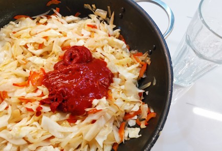 Фото шага рецепта Солянка с сосисками 191226 шаг 12  