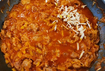 Фото шага рецепта Солянка сборная мясная 189859 шаг 8  