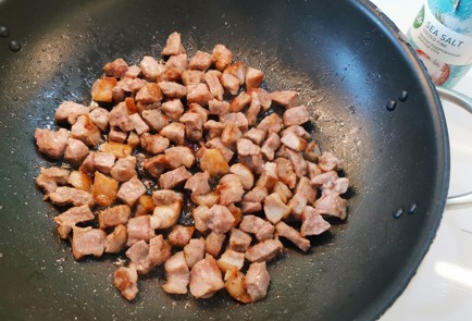 Фото шага рецепта Солянка со свининой 191403 шаг 4  