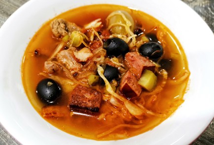 Фото шага рецепта Солянка 189184 шаг 11  