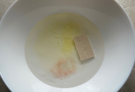 Фото шага рецепта Сосиски в тесте 174251 шаг 2  