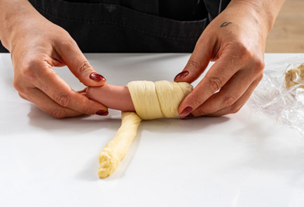 Фото шага рецепта Сосиски в тесте 190295 шаг 7  