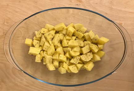 Фото шага рецепта Соте с индейкой и имбирем в духовке 174340 шаг 6  