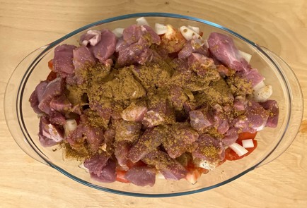 Фото шага рецепта Соте с индейкой и имбирем в духовке 174340 шаг 8  