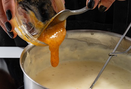 Фото шага рецепта Соус Альберт 188824 шаг 9  