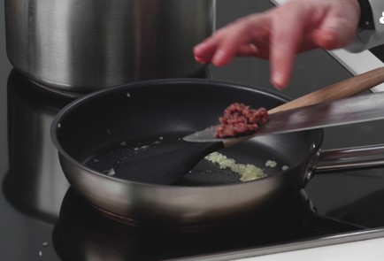 Фото шага рецепта Соус из анчоусов для пасты 175574 шаг 9  