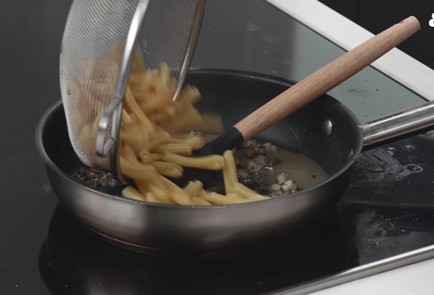 Фото шага рецепта Соус из креветок к пасте 175576 шаг 10  