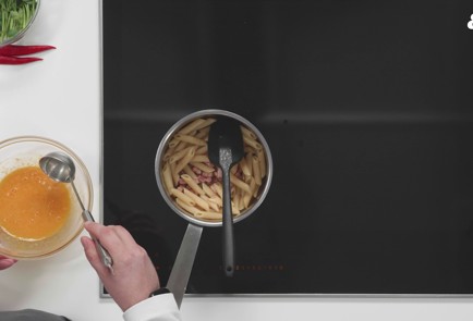 Фото шага рецепта Соус карбонара для пасты 175575 шаг 8  