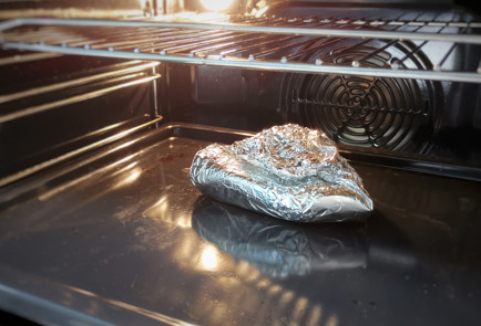 Фото шага рецепта Соус песто с печеным перцем 151585 шаг 3  