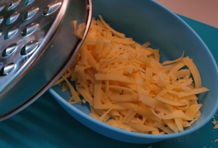 Фото шага рецепта Соус песто 189918 шаг 3  