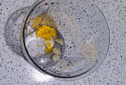 Фото шага рецепта Соус зеленый универсальный 186476 шаг 4  