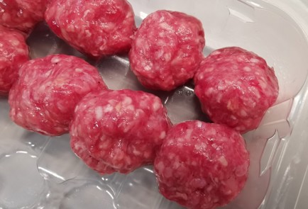 Фото шага рецепта Спагетти болоньезе 188920 шаг 1  