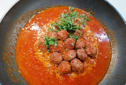 Фото шага рецепта Спагетти болоньезе 188920 шаг 10  