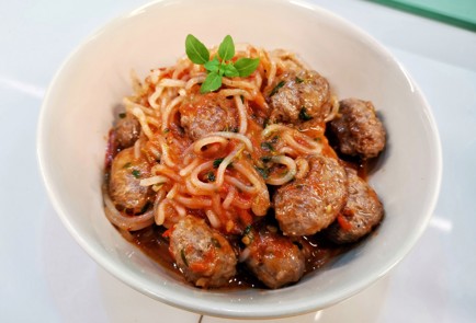 Фото шага рецепта Спагетти болоньезе 188920 шаг 13  