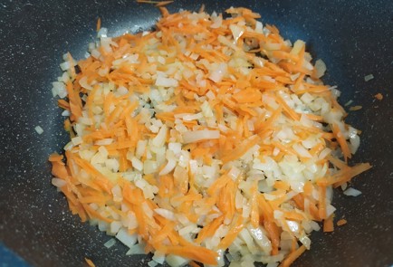 Фото шага рецепта Спагетти болоньезе 190707 шаг 2  