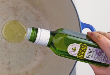 Фото шага рецепта Спагетти болоньезе 57932 шаг 1  