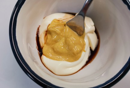 Фото шага рецепта Спагетти с беконом 189048 шаг 7  