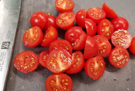 Фото шага рецепта Спагетти с сыром страчателла 175818 шаг 1  