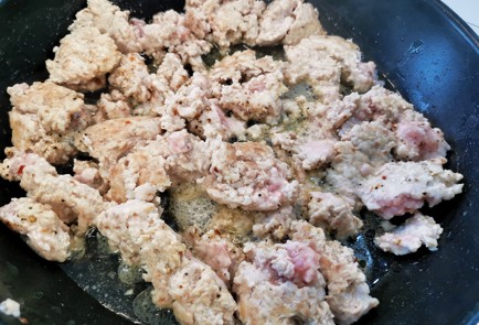 Фото шага рецепта Спагетти с трюфельным соусом 151115 шаг 5  