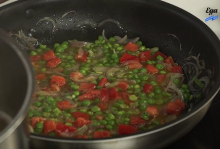 Фото шага рецепта Спагетти с зеленым горошком и тунцом 125374 шаг 3  