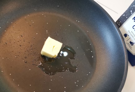 Фото шага рецепта Спагетти ширатаки с лисичками 174738 шаг 3  