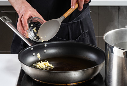 Фото шага рецепта Спагетти со спаржей 191614 шаг 5  