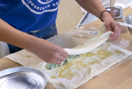 Фото шага рецепта Спанакопита с фетой 151365 шаг 8  