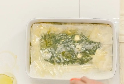 Фото шага рецепта Пирог со шпинатом Спанакопита 79807 шаг 9  