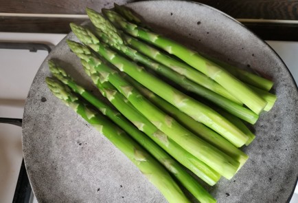 Фото шага рецепта Спаржа на гриле 189476 шаг 8  