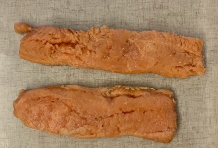 Фото шага рецепта Горбуша в фольге с маринованным луком 190843 шаг 8  