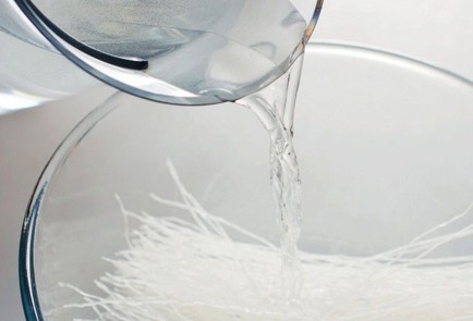 Фото шага рецепта Спрингроллы потайски 31259 шаг 1  