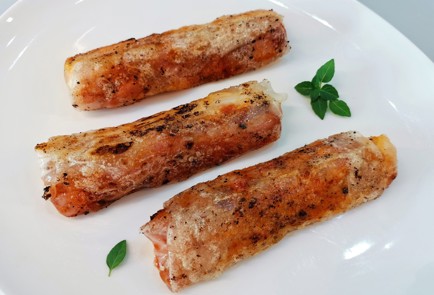 Фото шага рецепта Спрингроллы из рисовой бумаги 190140 шаг 10  