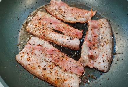 Фото шага рецепта Спрингроллы из рисовой бумаги 190140 шаг 2  