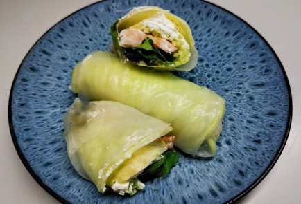 Фото шага рецепта Спрингроллы с креветками 190528 шаг 10  